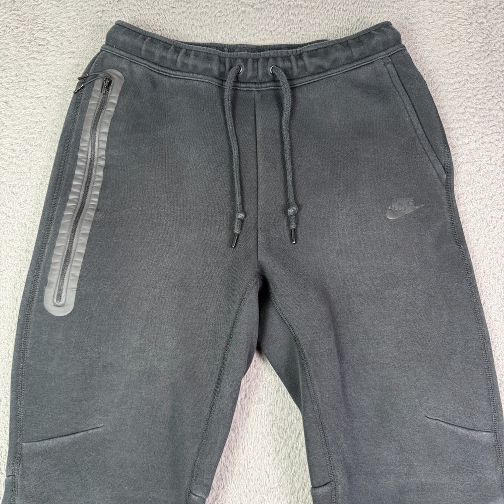 Nike Sportswear Tech Fleece Jogger Sweatpants Mens M Triple Black FB8002-010